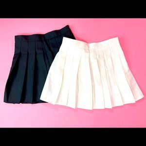 Pleated tennis skirt bundle
